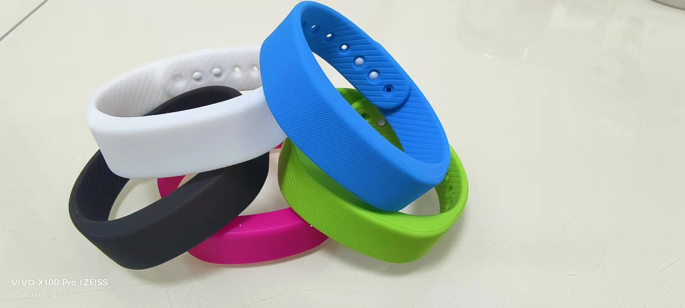 AligniX™ Waterproof Smart Band